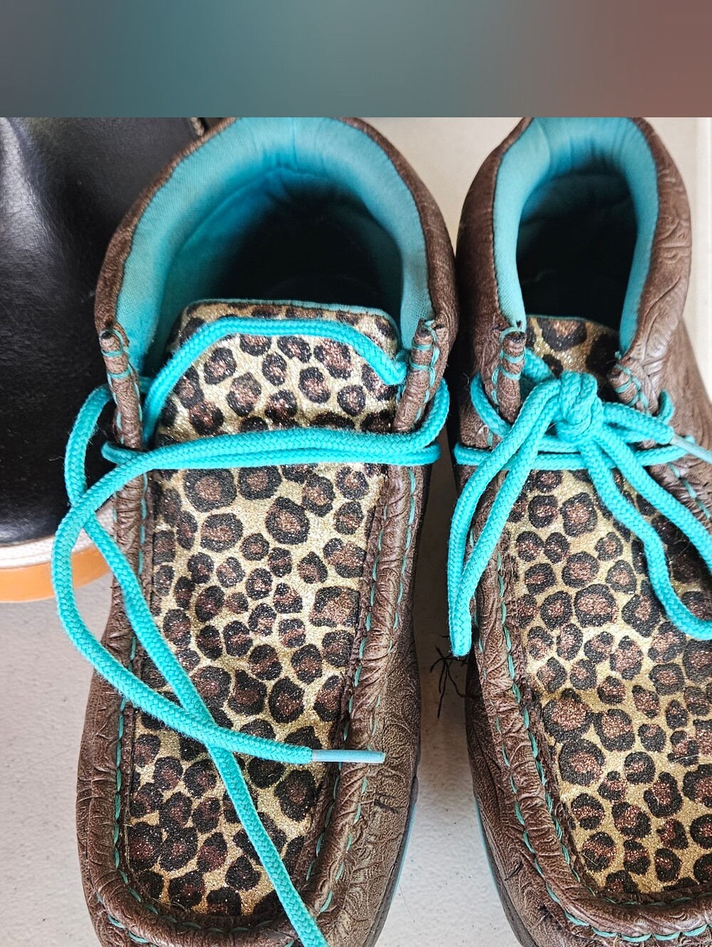 Twister Brown Leopard Moccasins with Teal Laces